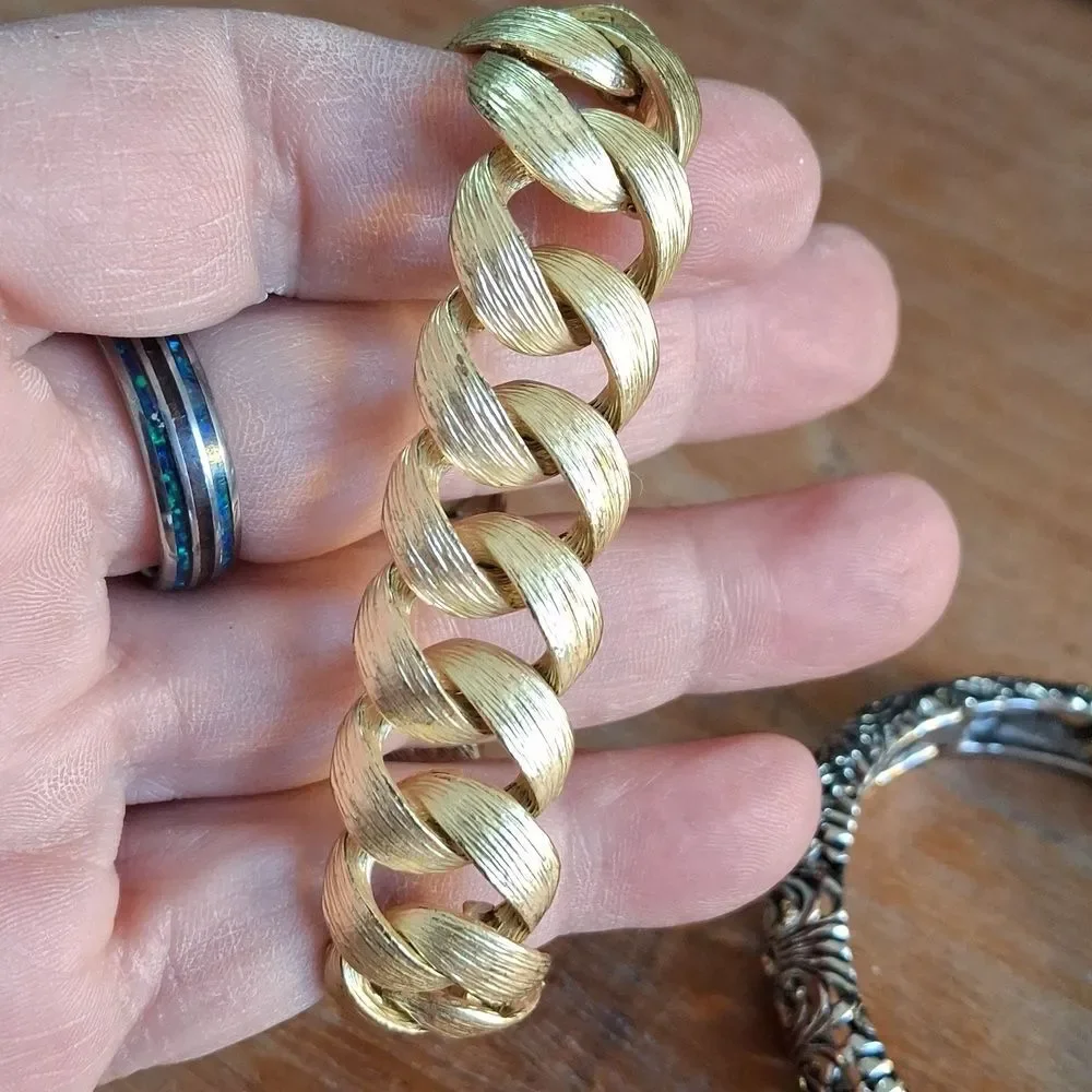 Stylish Gold and Silver Textured Bangles